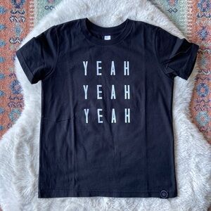 Young One Apparel black graphic tee shirt yeah yeah yeah small shop kids size 8